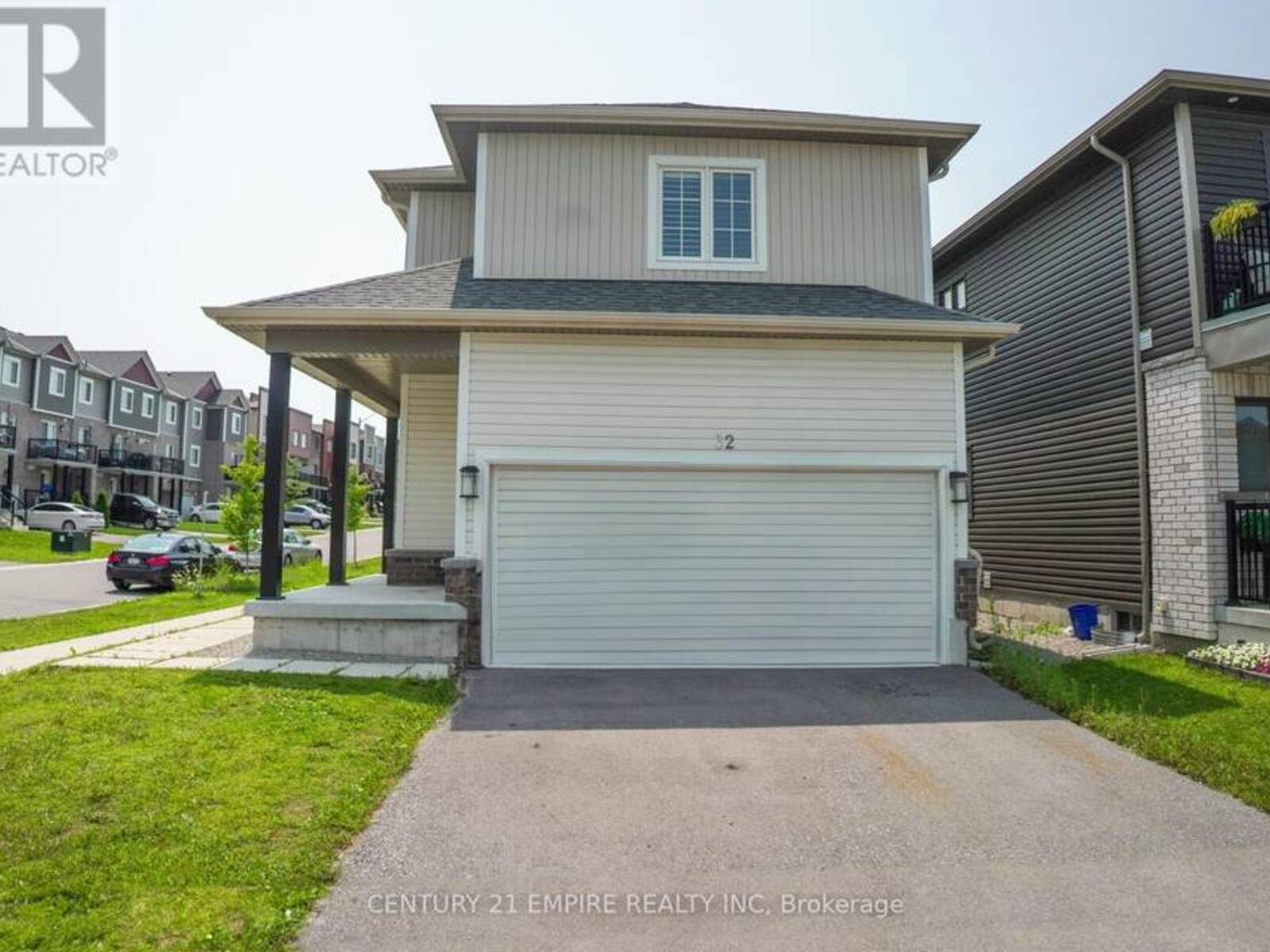 32 MABERN STREET, Barrie, Ontario L9J 0B1