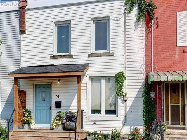 94 GLENDALE AVENUE N Hamilton Ontario, L8L 7J7