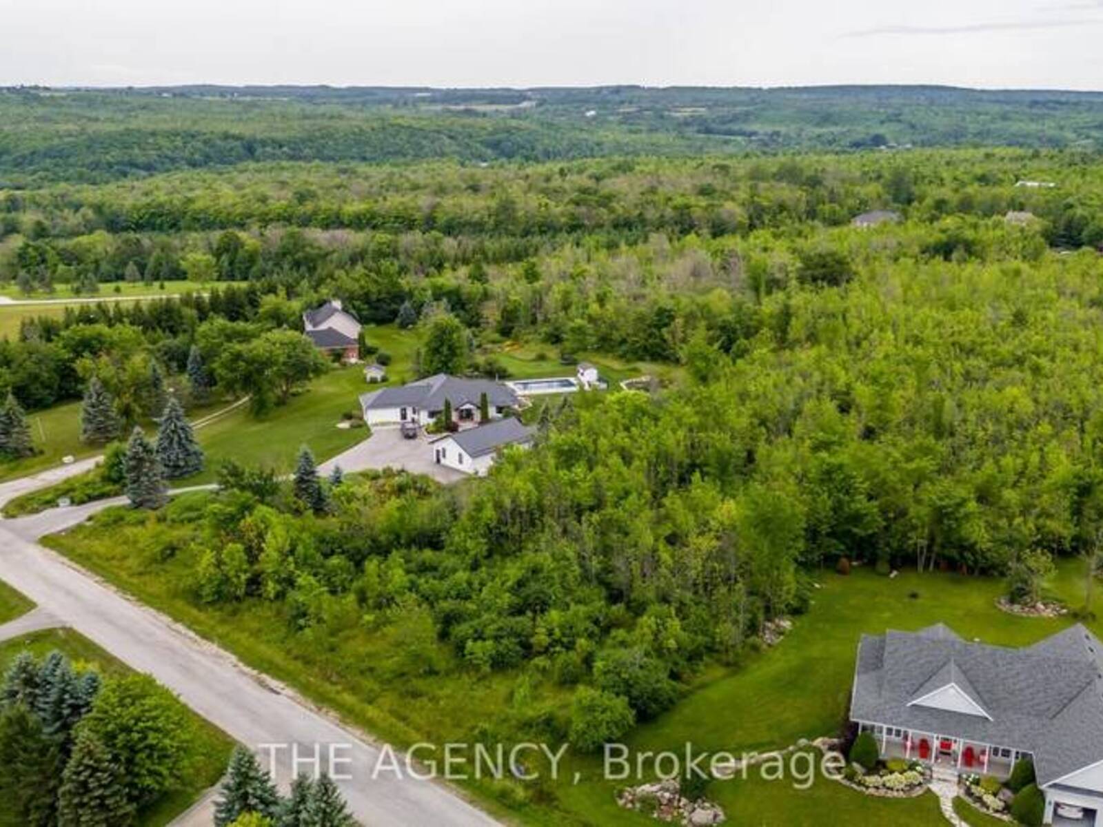 106 RIDGECREST LANE, Meaford, Ontario N4L 1W6