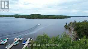 31 SPRUCE DRIVE | Temagami Ontario | Slide Image Thirty-one