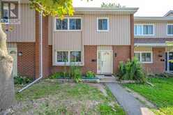 18 - 121 UNIVERSITY AVENUE E | Waterloo Ontario | Slide Image One