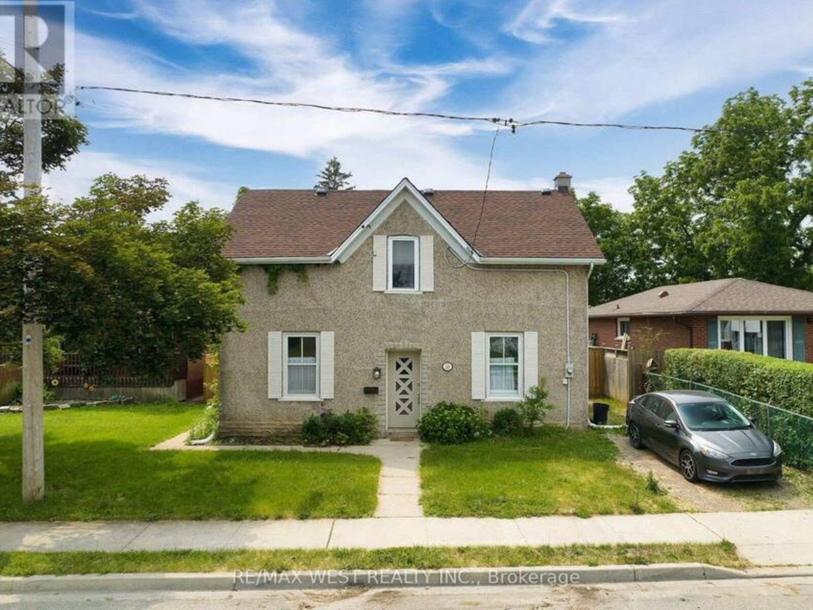 58 BROOK STREET E, Cambridge, Ontario N1R 4C3