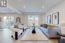 16 SIMSBURY COURT | Markham Ontario | Slide Image Nine