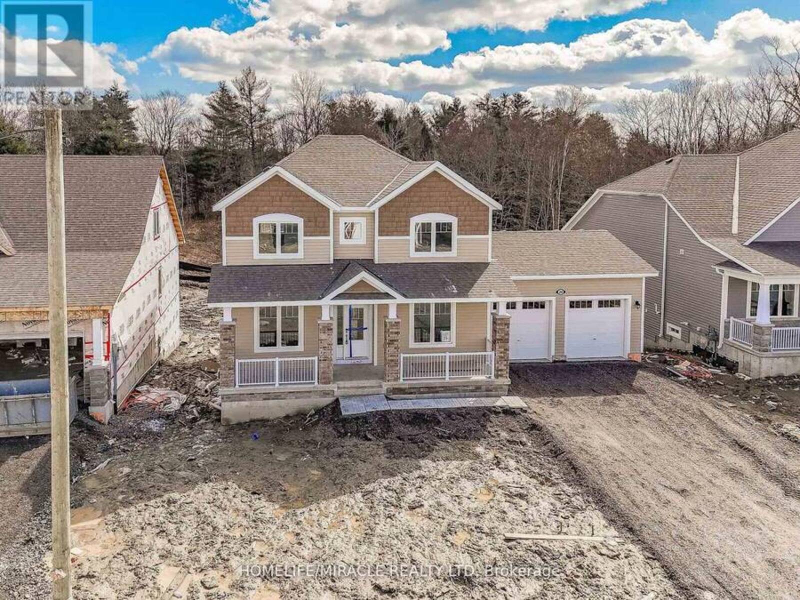 28 DYER CRESCENT, Bracebridge, Ontario P1L 0A9