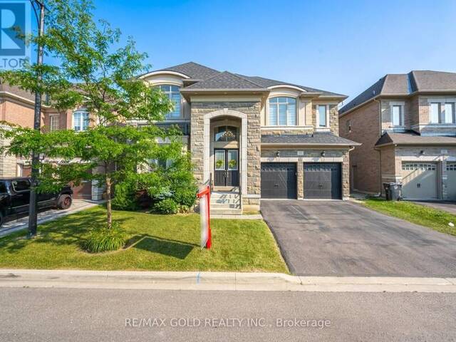 13 HERTONIA STREET Brampton Ontario, L6P 4E6