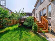 74 THOMAS LEGGE CRESCENT | Richmond Hill Ontario | Slide Image Thirty-eight