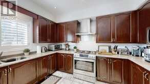 17 MACRILL ROAD | Markham Ontario | Slide Image Twelve