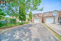 81 DAIRIS CRESCENT | Markham Ontario | Slide Image One