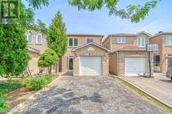 81 DAIRIS CRESCENT | Markham Ontario | Slide Image Two