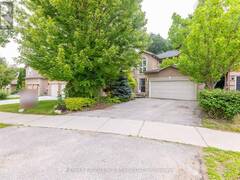 51 STOLLAR BOULEVARD Barrie Ontario, L4M 6N3