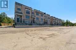 360 COASTLINE DRIVE | Wasaga Beach Ontario | Slide Image Three