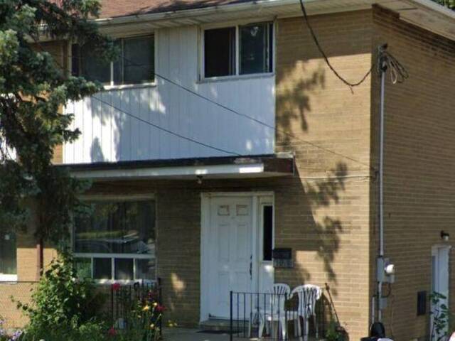 3012 KEELE STREET Toronto Ontario, M3M 2H3