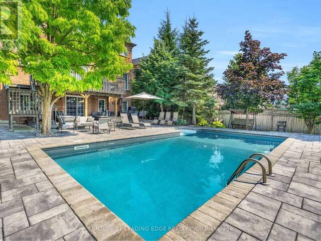 171 BIRKSHIRE DRIVE Aurora Ontario, L4G 7R8