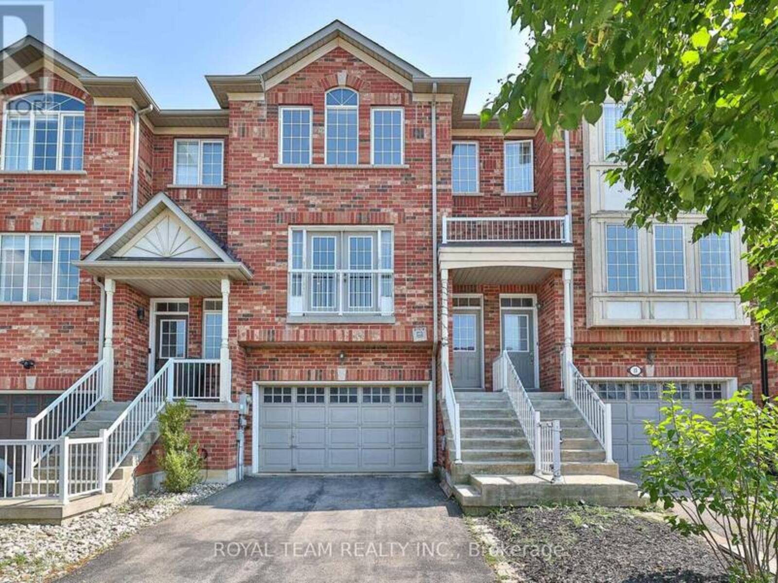 11 JARRETT COURT, Vaughan, Ontario L6A 3W4