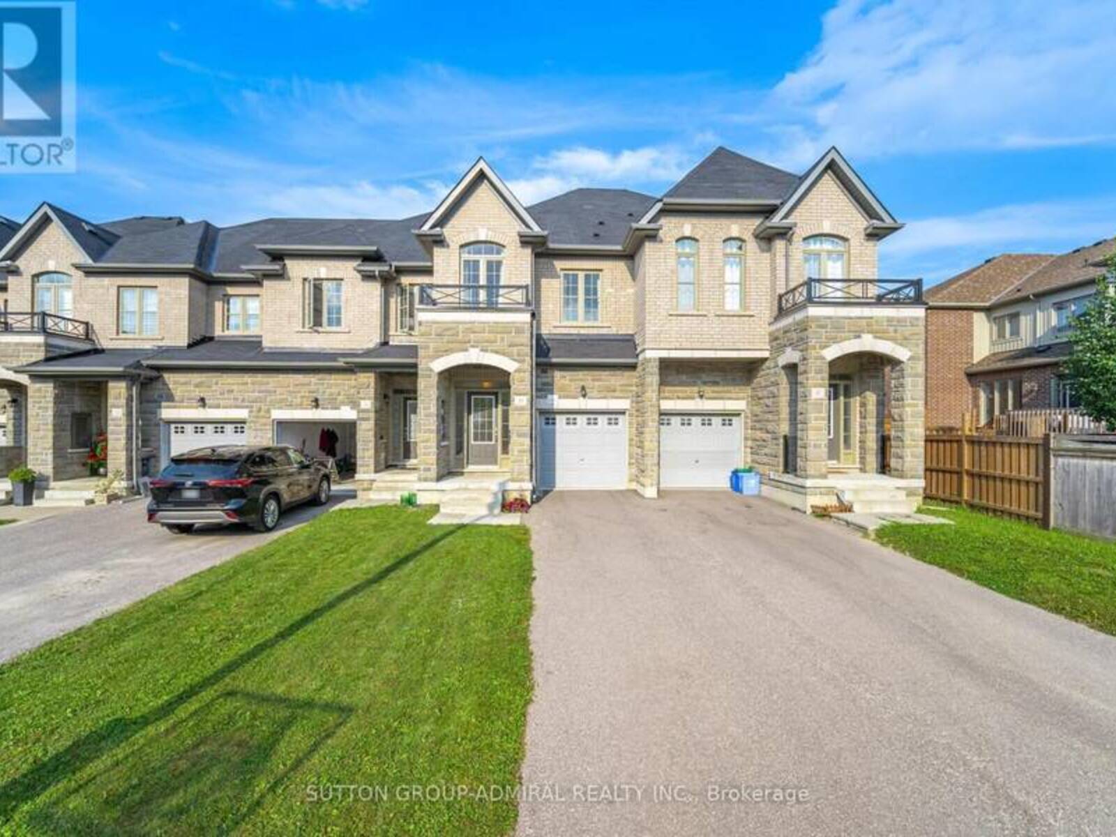 49 WALTER PROCTOR ROAD, East Gwillimbury, Ontario L9N 0P1