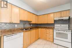 709 - 260 DAVIS DRIVE | Newmarket Ontario | Slide Image Ten