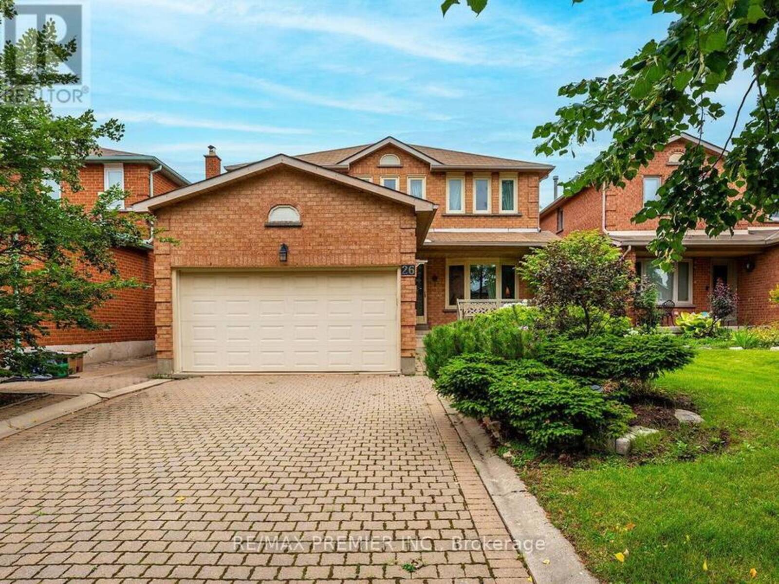 26 DICARLO DRIVE, Vaughan, Ontario L6A 1K4