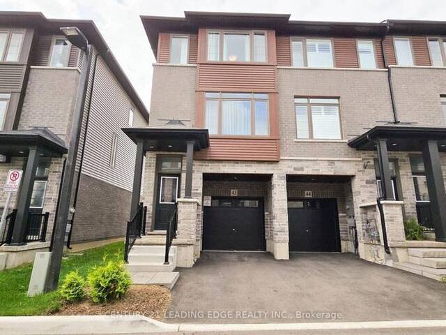 43 - 5000 CONNOR DRIVE Lincoln Ontario, L3J 0T4