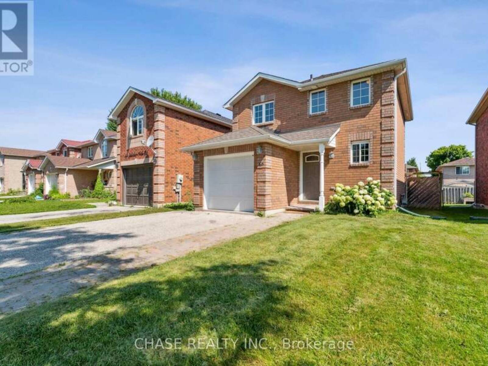 46 SYDENHAM WELLS, Barrie, Ontario L4M 6R4