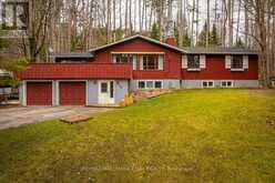 12 PINE RIDGE TRAIL | Oro-Medonte Ontario | Slide Image One