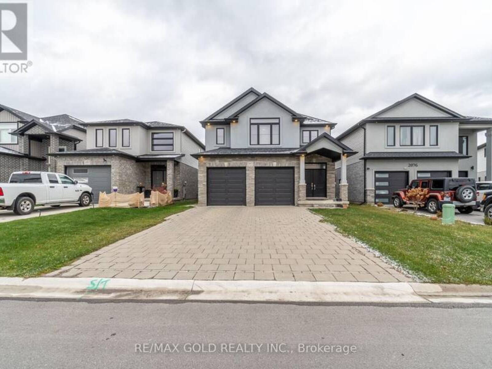 2872 DOYLE DRIVE, London, Ontario N6M 0G7