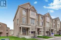 26 THOMAS HOPE LANE | Markham Ontario | Slide Image Three