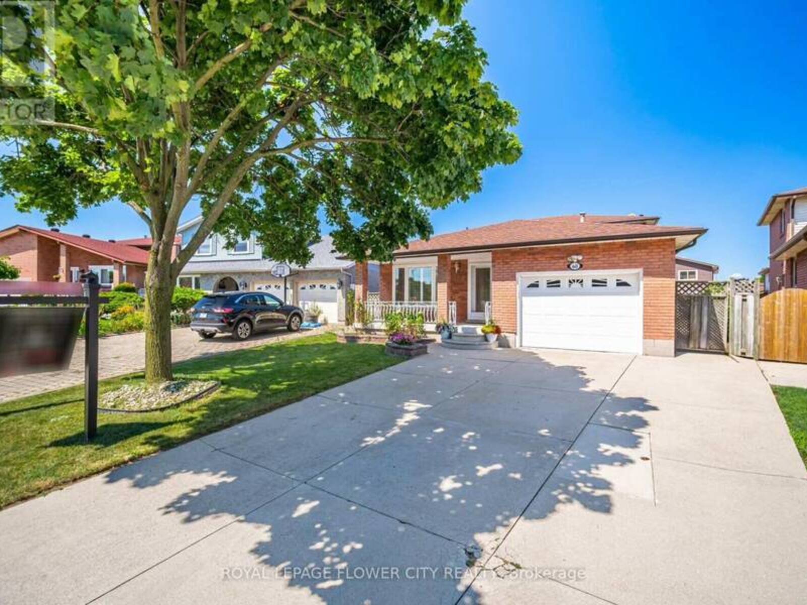 60 INDIAN CRESCENT, Hamilton, Ontario L8V 4X5