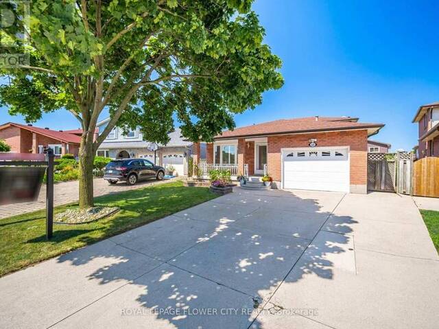 60 INDIAN CRESCENT Hamilton Ontario, L8V 4X5