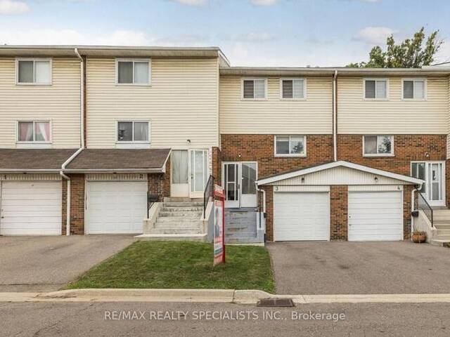 3 SANDRINGHAM COURT Brampton Ontario, L6T 3Z3