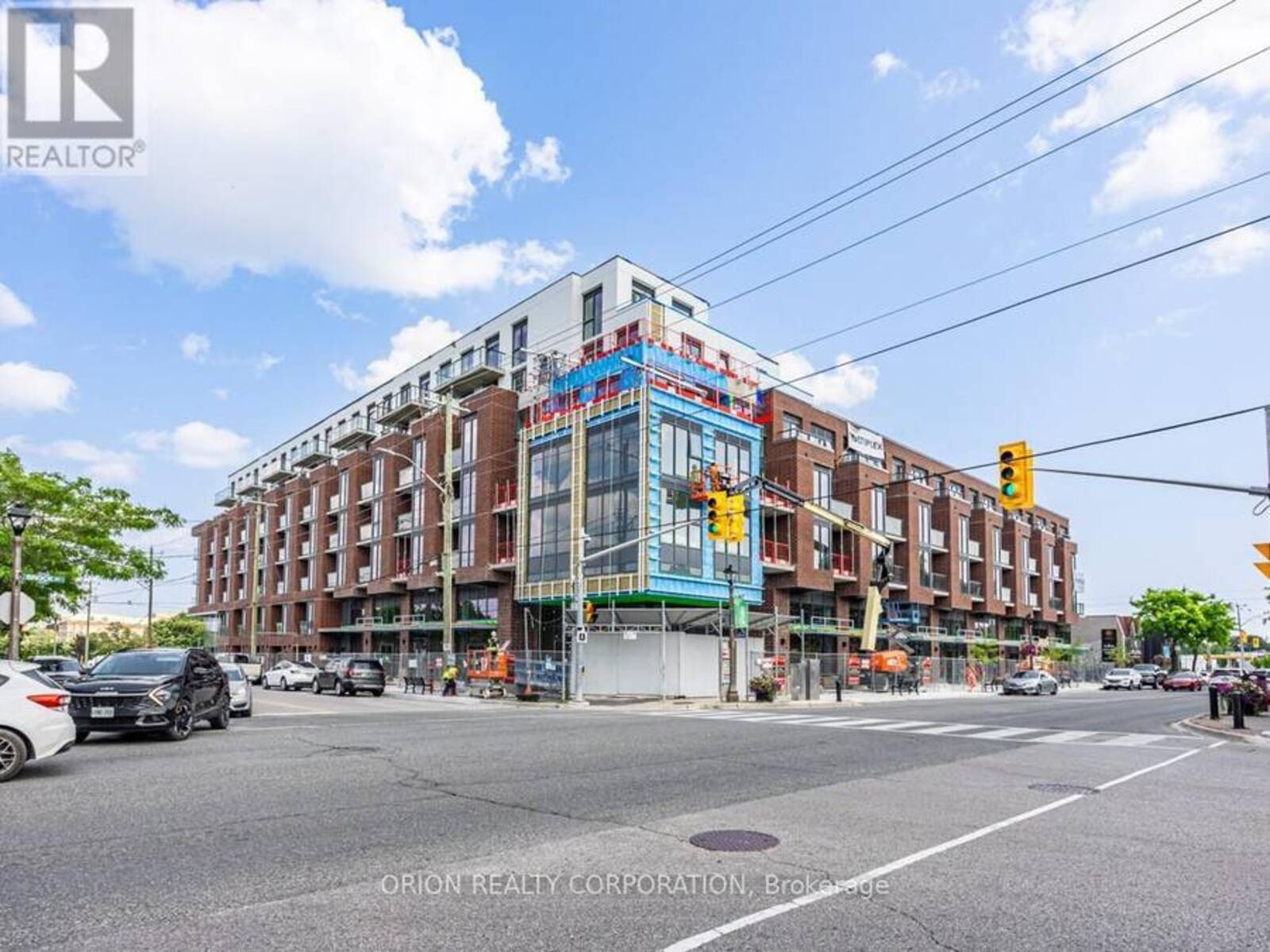 212 - 201 BROCK STREET S, Whitby, Ontario L1N 4K2