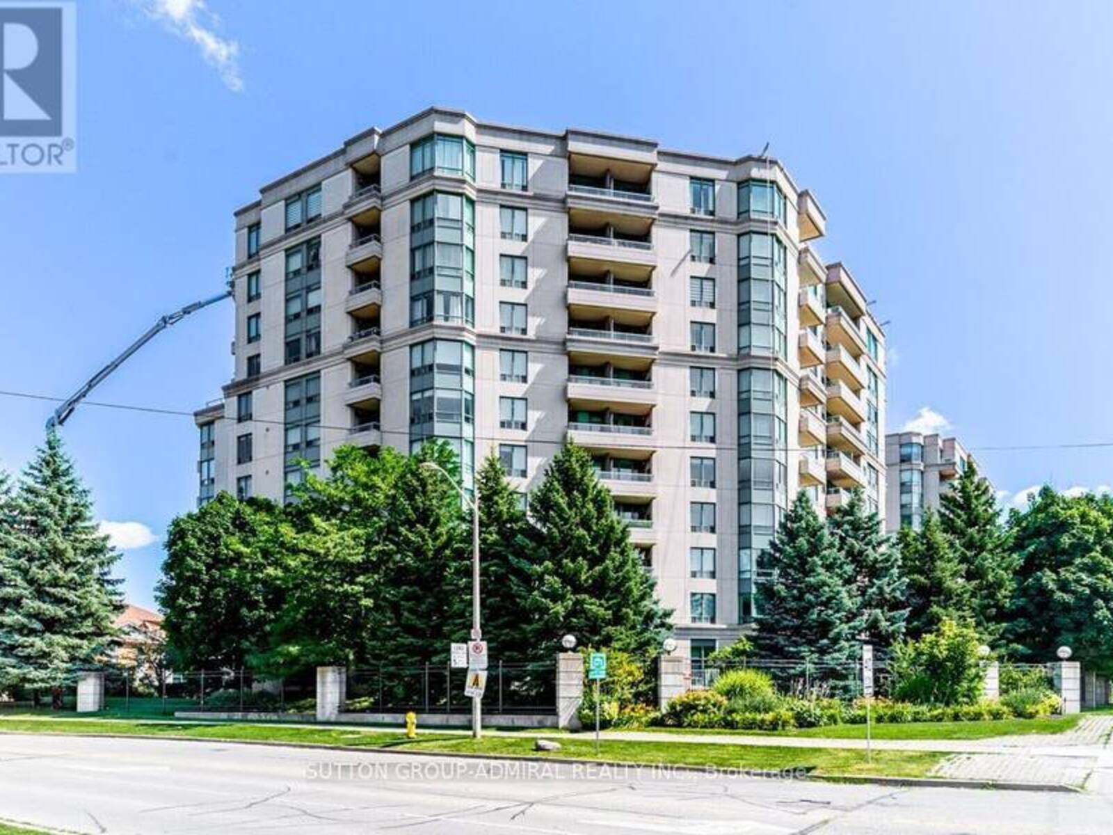 102 - 1 EMERALD LANE, Vaughan, Ontario L4J 8N2