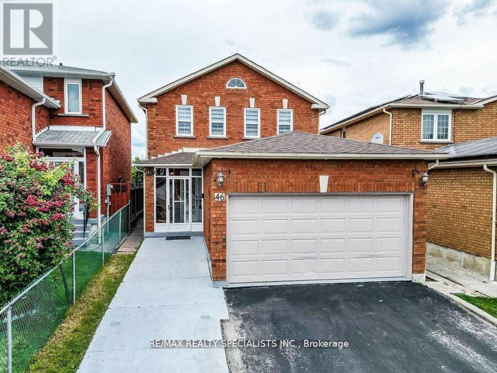 46 KINGKNOLL DRIVE, Brampton , Ontario L6Y 3G6