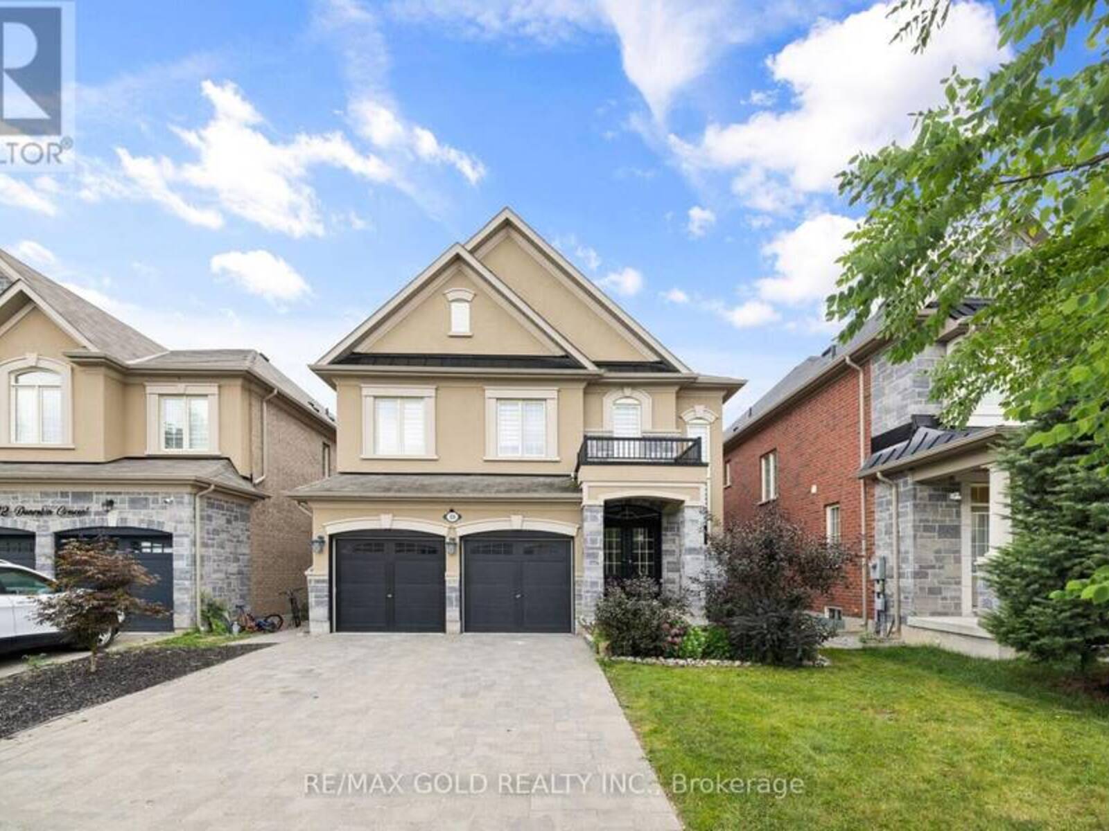 110 DUNROBIN CRESCENT, Vaughan, Ontario L4H 4A9