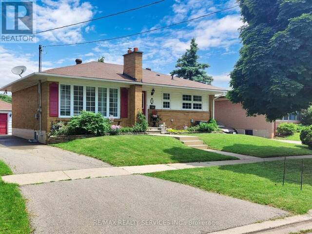 5 MARSDEN CRESCENT Brampton Ontario, L6W 2X2