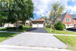 452 ALEX DONER DRIVE | Newmarket Ontario | Slide Image One