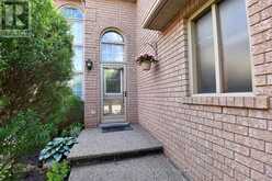 94 GRINDSTONE WAY | Hamilton Ontario | Slide Image Four