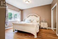 512 STONE ROAD W | Aurora Ontario | Slide Image Sixteen