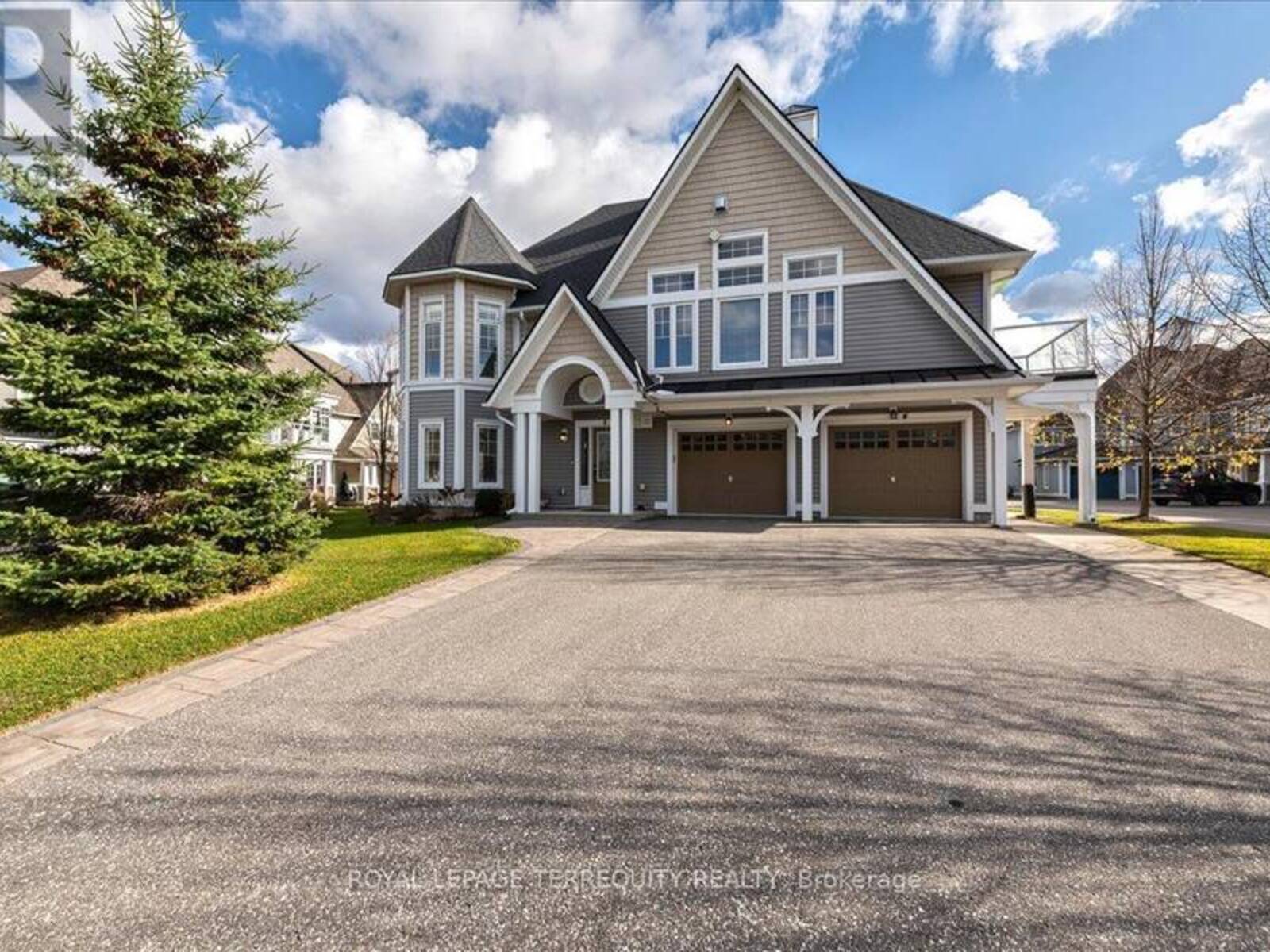 2 CARNOUSTIE LANE, Georgian Bay, Ontario L0K 1S0