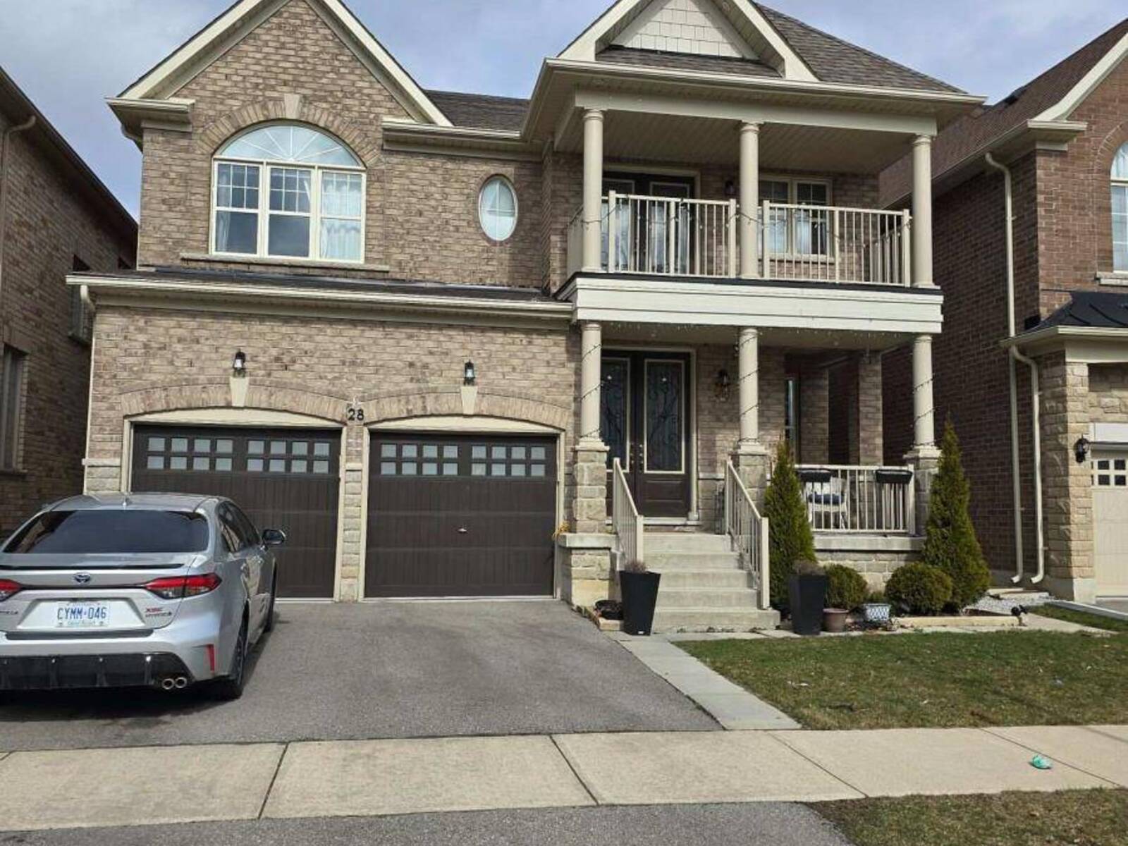 28 KEMPSFORD CRESCENT, Brampton, Ontario L7A 4M6