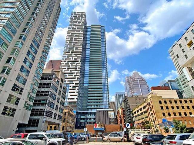 423 - 25 RICHMOND STREET E Toronto Ontario, L0G 1W0