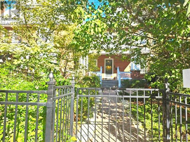 1 MAYNARD AVENUE S Toronto Ontario, M6K 2Z7