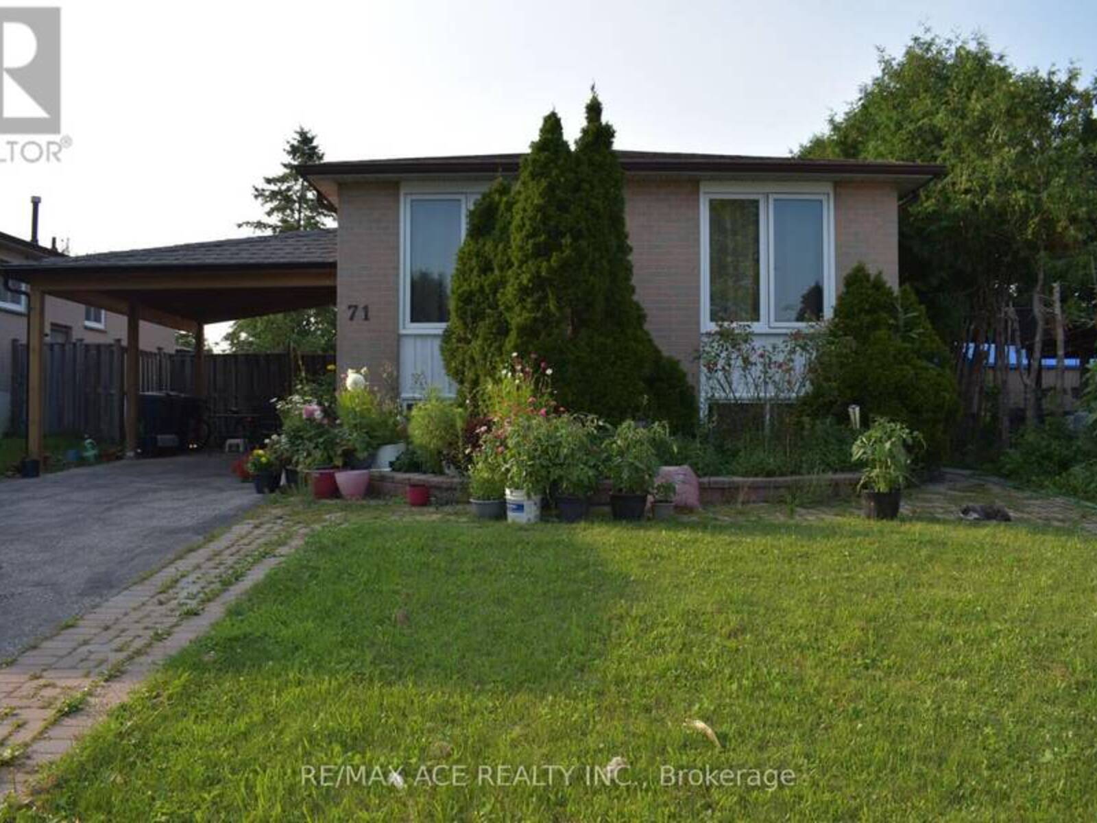 71 WINSTANLY CRESCENT, Toronto, Ontario M1B 1N3