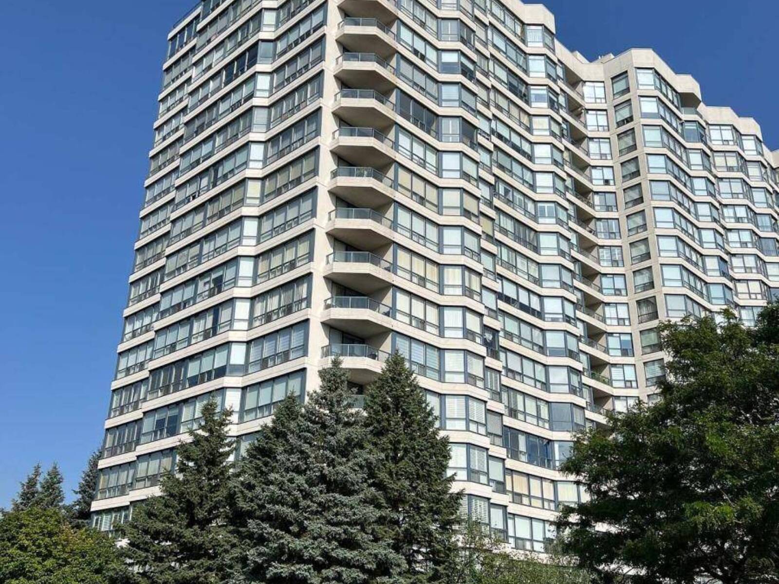 1112 - 7300 YONGE STREET, Vaughan, Ontario L4J 7Y5