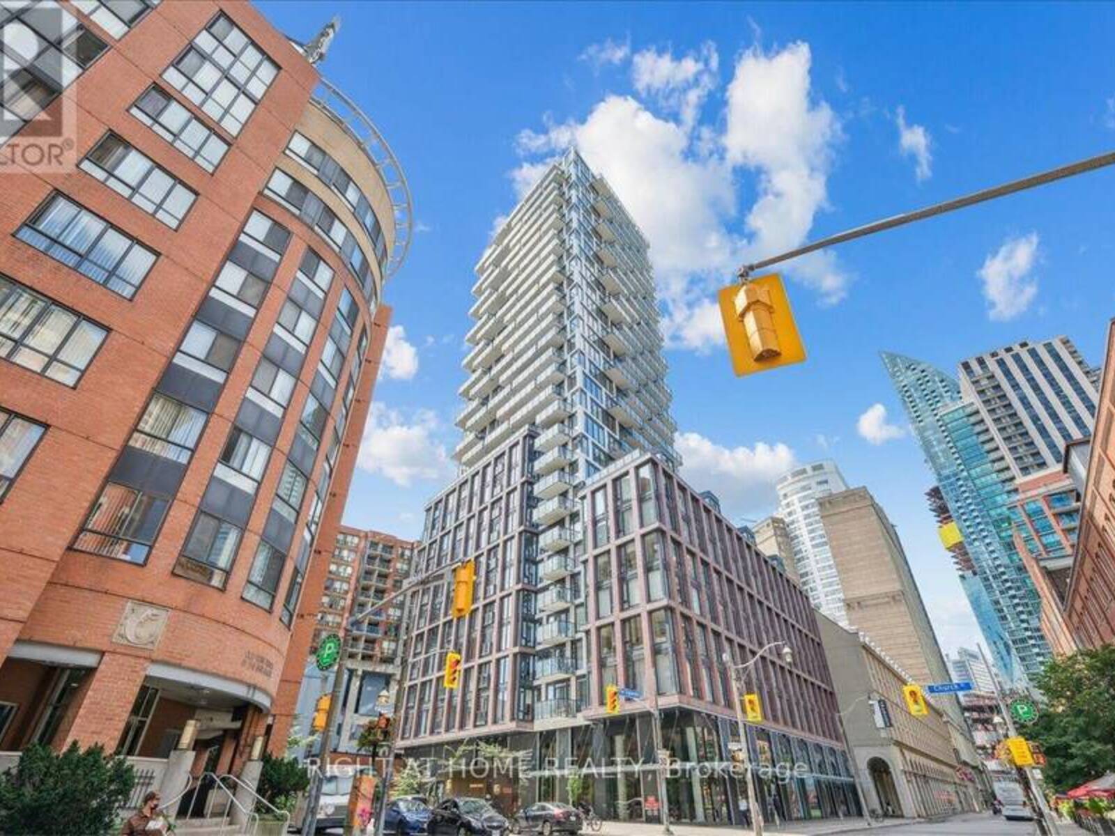 1702 - 2A CHURCH STREET, Toronto, Ontario M5E 0E1