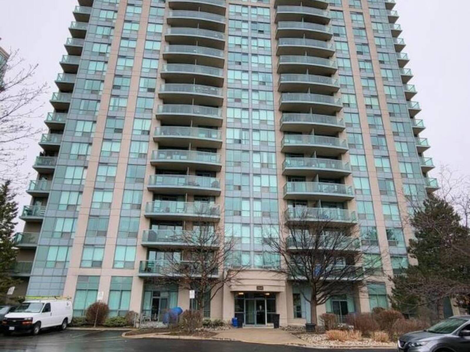 1704 - 2545 ERIN CENTRE BOULEVARD, Mississauga, Ontario L5M 6Z9