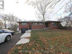 426 CROMWELL AVENUE Oshawa Ontario, L1J 4V1