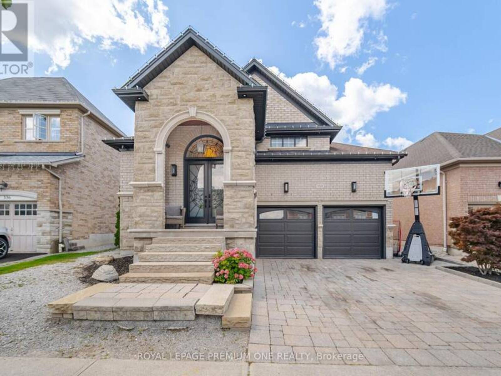 350 VIA ROMANO BOULEVARD, Vaughan, Ontario L6A 0H6