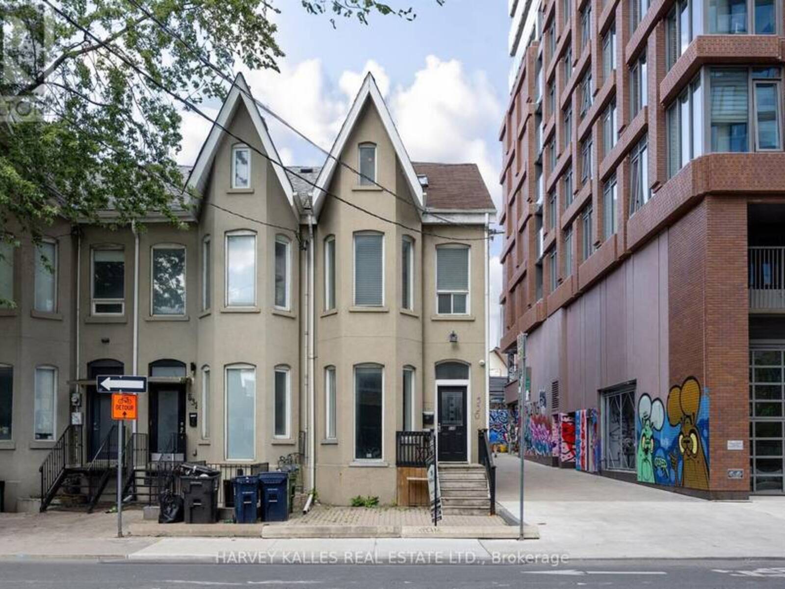 530 RICHMOND STREET W, Toronto, Ontario M5V 1Y4