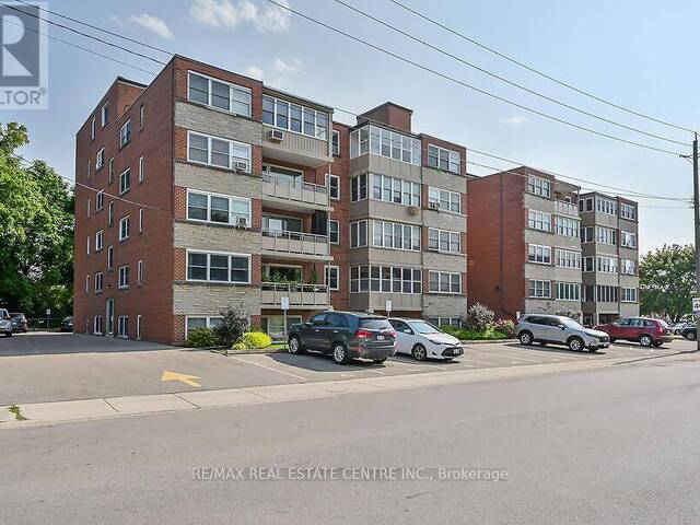 107 - 9 GRANT BOULEVARD Dundas Ontario, L9H 4L5 - 2 Bedrooms Condo For Sale