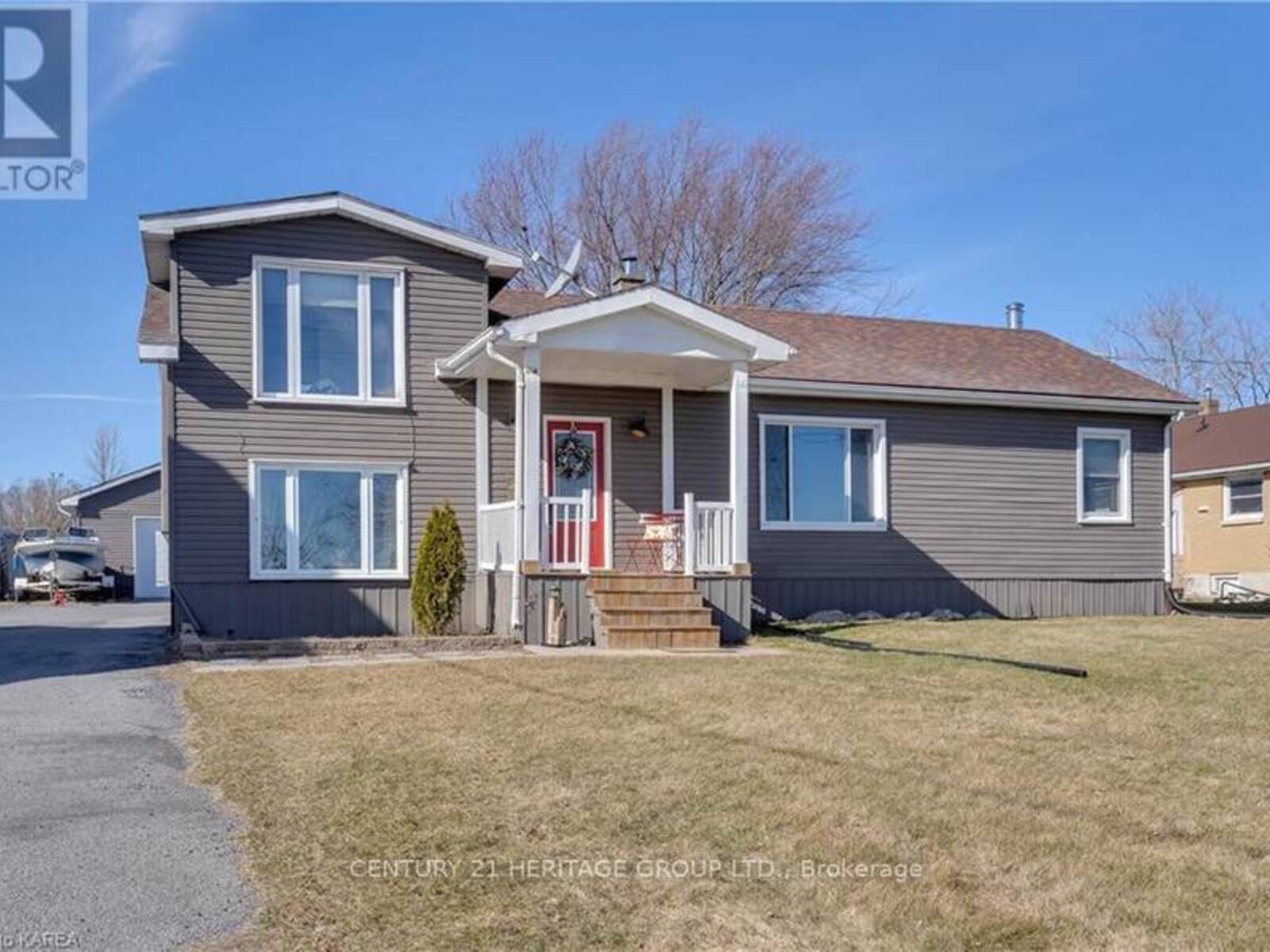 5153 BATH ROAD, Loyalist, Ontario K0H 1G0